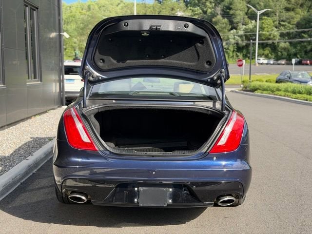 2017 Jaguar XJ R-Sport
