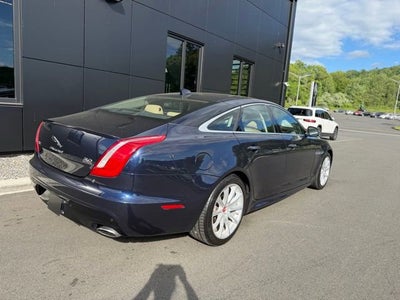 2017 Jaguar XJ R-Sport