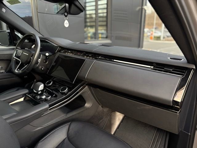 2023 Land Rover Range Rover Sport SE