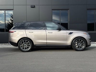 2023 Land Rover Range Rover Sport SE