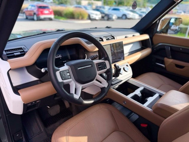 2025 Land Rover Defender 110 S