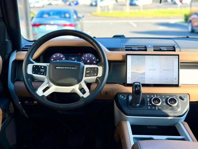 2025 Land Rover Defender 110 S