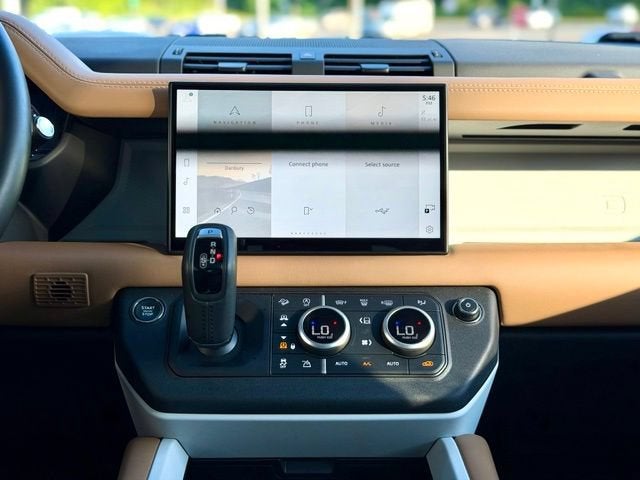 2025 Land Rover Defender 110 S