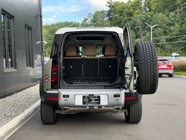 2025 Land Rover Defender 110 S