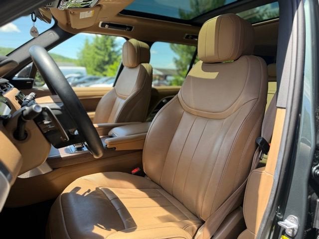 2023 Land Rover Range Rover SE