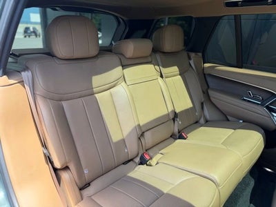 2023 Land Rover Range Rover SE