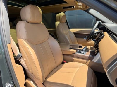 2023 Land Rover Range Rover SE
