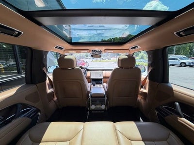 2023 Land Rover Range Rover SE