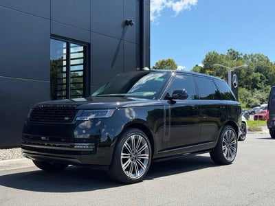 2025 Land Rover Range Rover SE