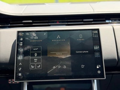2025 Land Rover Range Rover SE