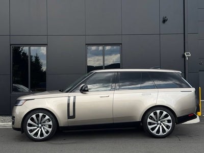 2025 Land Rover Range Rover SE
