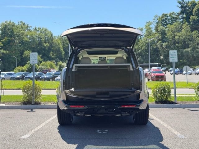 2025 Land Rover Range Rover SE