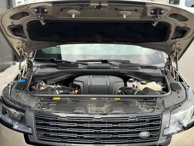 2025 Land Rover Range Rover SE