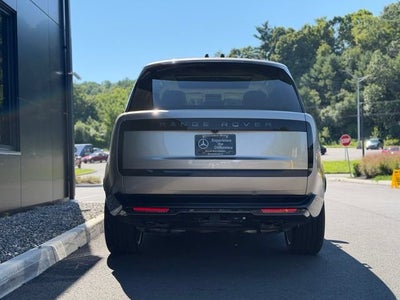 2025 Land Rover Range Rover SE