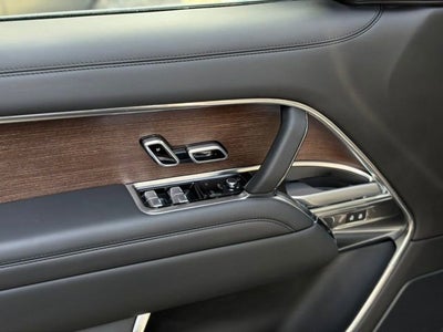 2023 Land Rover Range Rover SE LWB