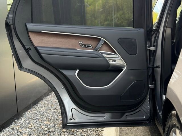 2023 Land Rover Range Rover SE LWB