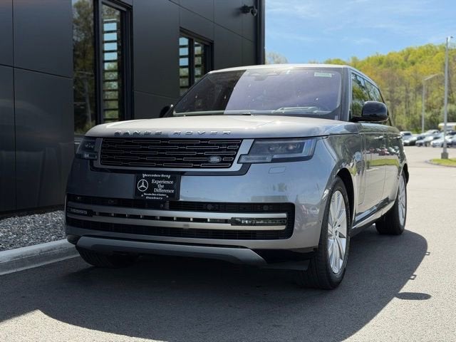 2023 Land Rover Range Rover SE LWB