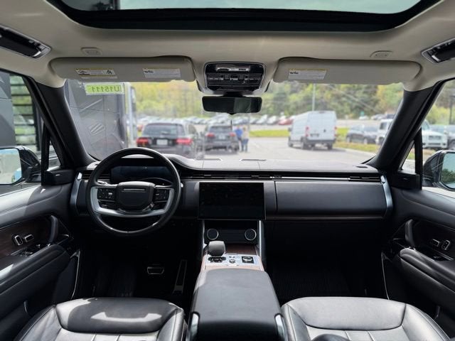 2023 Land Rover Range Rover SE LWB