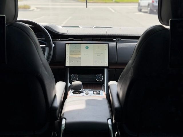 2023 Land Rover Range Rover SE LWB