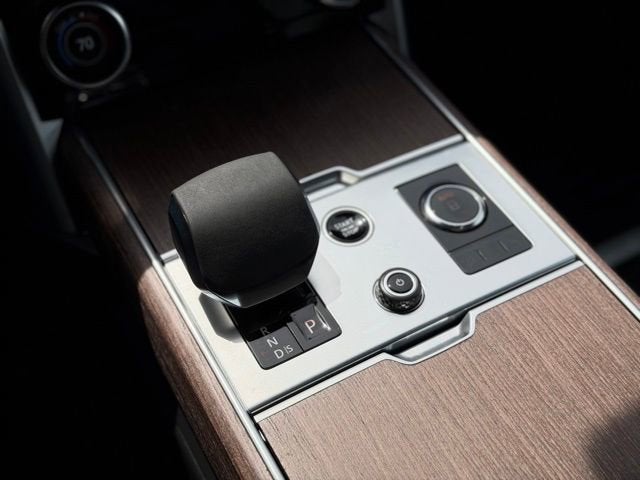 2023 Land Rover Range Rover SE LWB