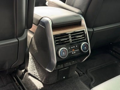 2023 Land Rover Range Rover SE LWB