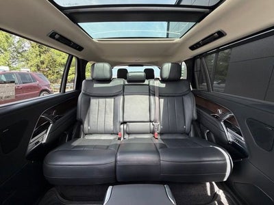 2023 Land Rover Range Rover SE LWB