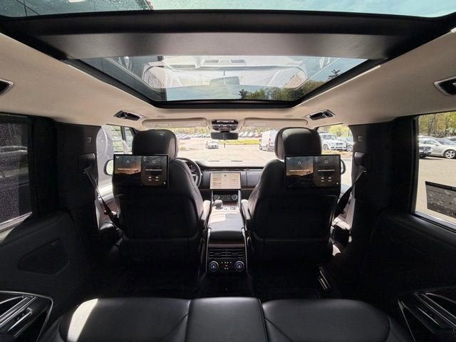 2023 Land Rover Range Rover SE LWB