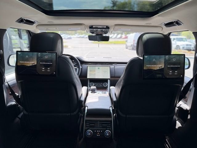 2023 Land Rover Range Rover SE LWB