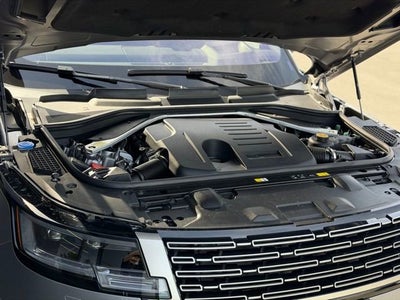 2023 Land Rover Range Rover SE LWB
