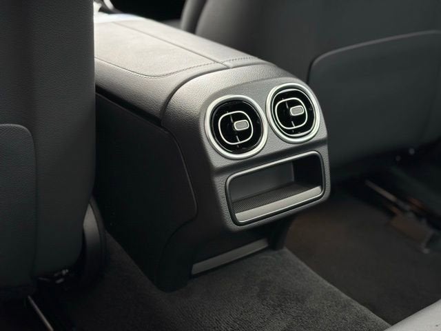 2025 Mercedes-Benz C-Class C 300 4MATIC®