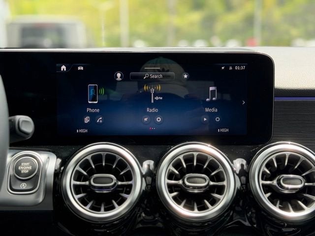 2026 Mercedes-Benz GLB GLB 250 4MATIC®