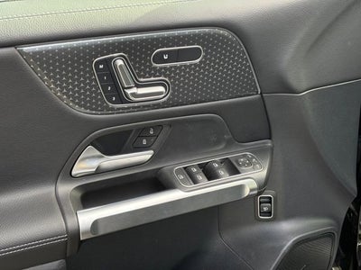 2025 Mercedes-Benz GLB GLB 250 4MATIC®