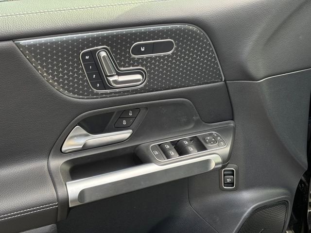 2025 Mercedes-Benz GLB GLB 250 4MATIC®