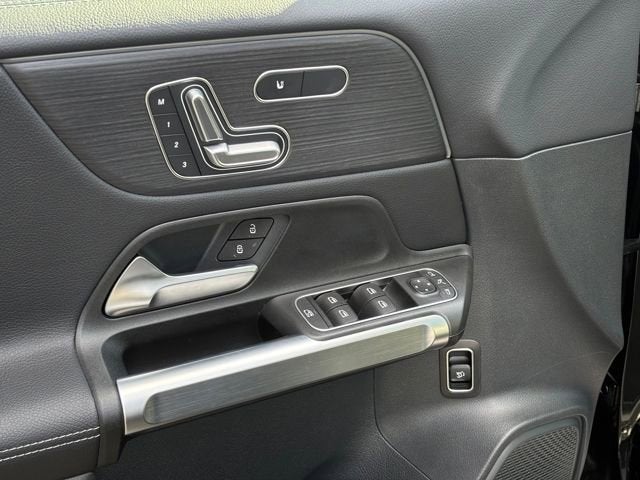 2025 Mercedes-Benz GLB GLB 250 4MATIC®