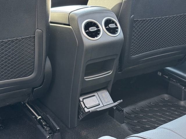 2025 Mercedes-Benz GLB GLB 250 4MATIC®