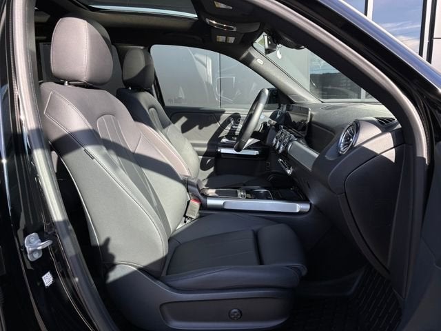 2025 Mercedes-Benz GLB GLB 250 4MATIC®