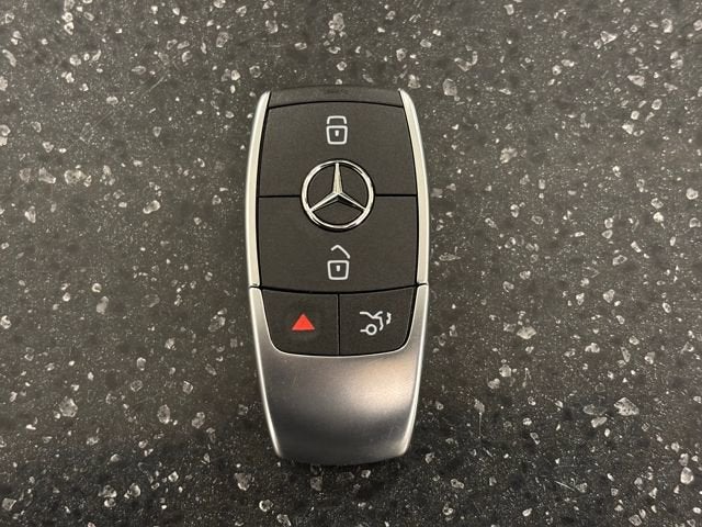 2025 Mercedes-Benz GLB GLB 250 4MATIC®