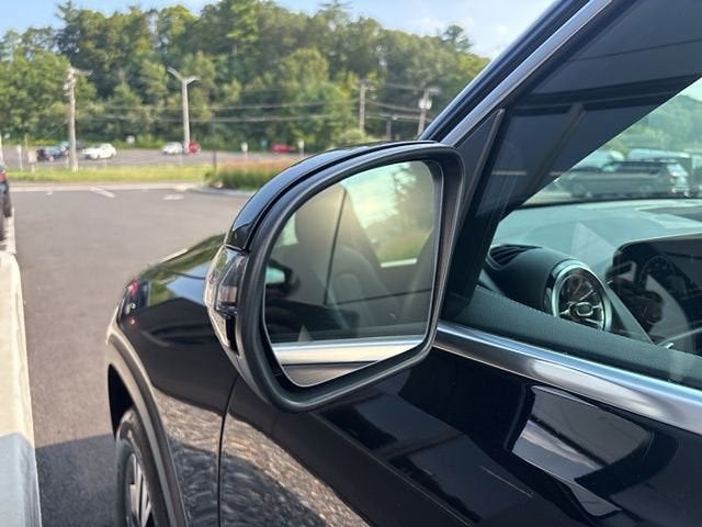 2025 Mercedes-Benz GLB GLB 250 4MATIC®