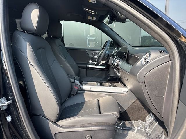 2025 Mercedes-Benz GLB GLB 250 4MATIC®