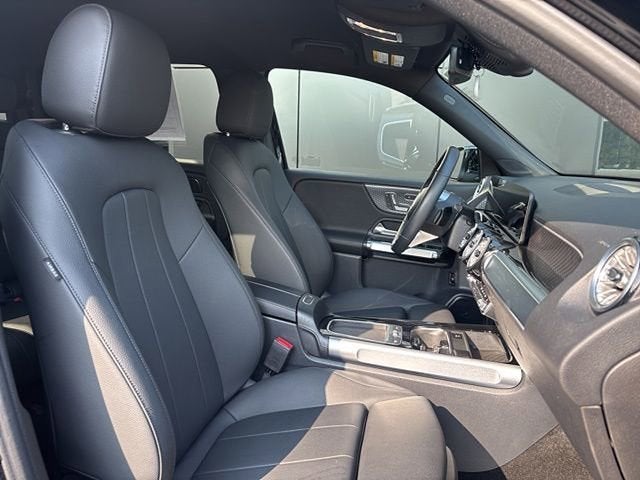 2025 Mercedes-Benz GLB GLB 250 4MATIC®