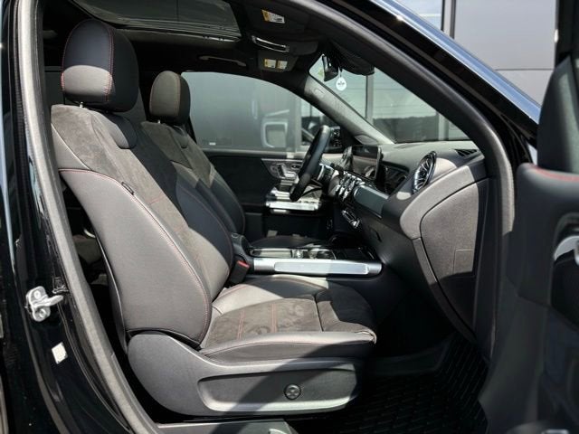 2026 Mercedes-Benz GLB GLB 250 4MATIC®