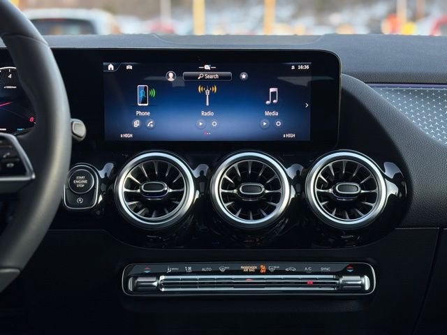 2026 Mercedes-Benz GLA GLA 250 4MATIC®