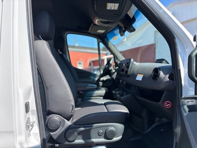 2026 Mercedes-Benz Sprinter 2500 Cargo 144 WB 4MATIC®