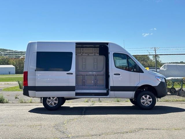 2026 Mercedes-Benz Sprinter 2500 Cargo 144 WB 4MATIC®