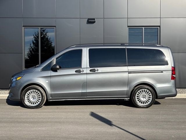 2021 Mercedes-Benz Metris Passenger