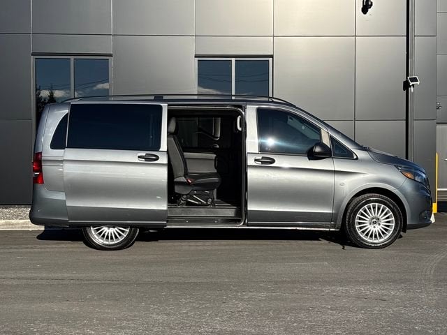 2021 Mercedes-Benz Metris Passenger