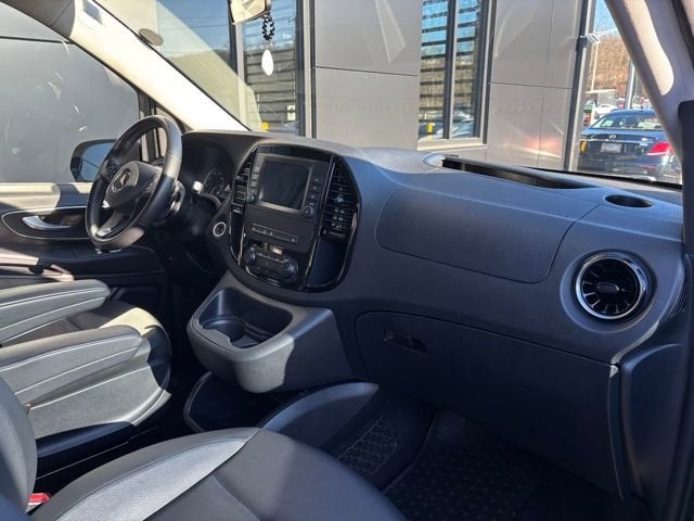 2021 Mercedes-Benz Metris Passenger