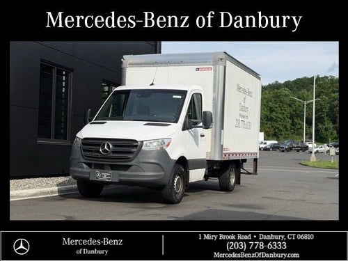 2023 Mercedes-Benz Sprinter 3500 Cab Chassis 144 WB Box Truck