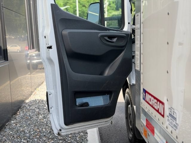2023 Mercedes-Benz Sprinter 3500 Cab Chassis 144 WB Box Truck