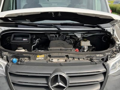 2023 Mercedes-Benz Sprinter 3500 Cab Chassis 144 WB Box Truck